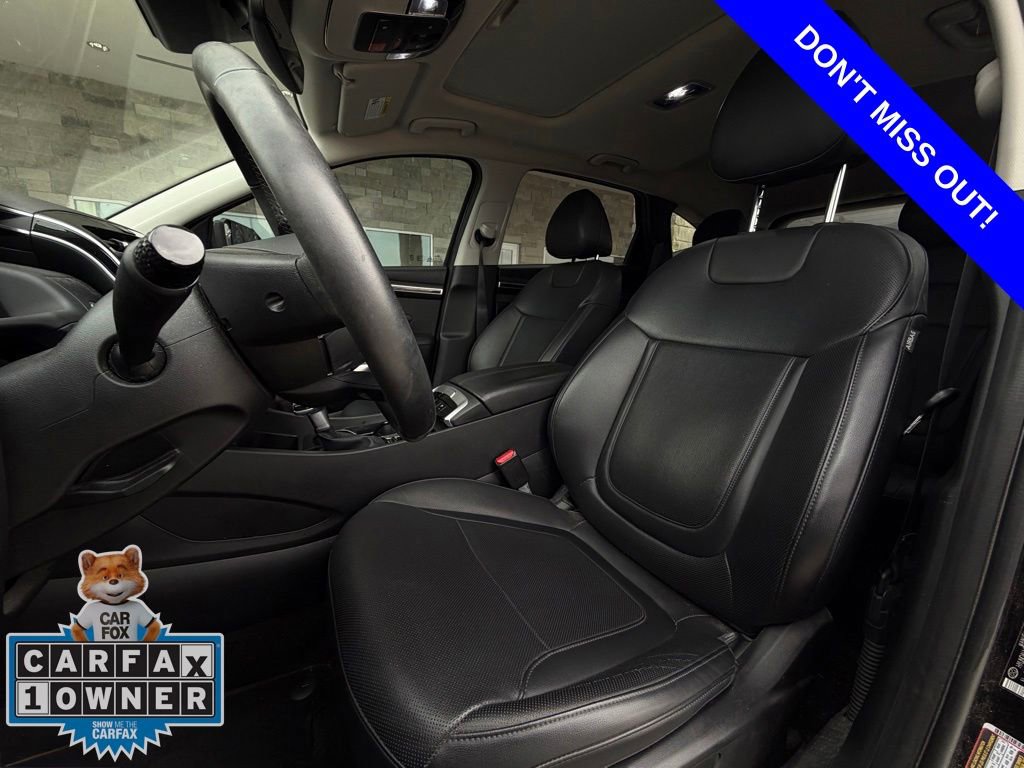 Used 2023 Hyundai Tucson SEL w/ Convenience Package FWD image 2
