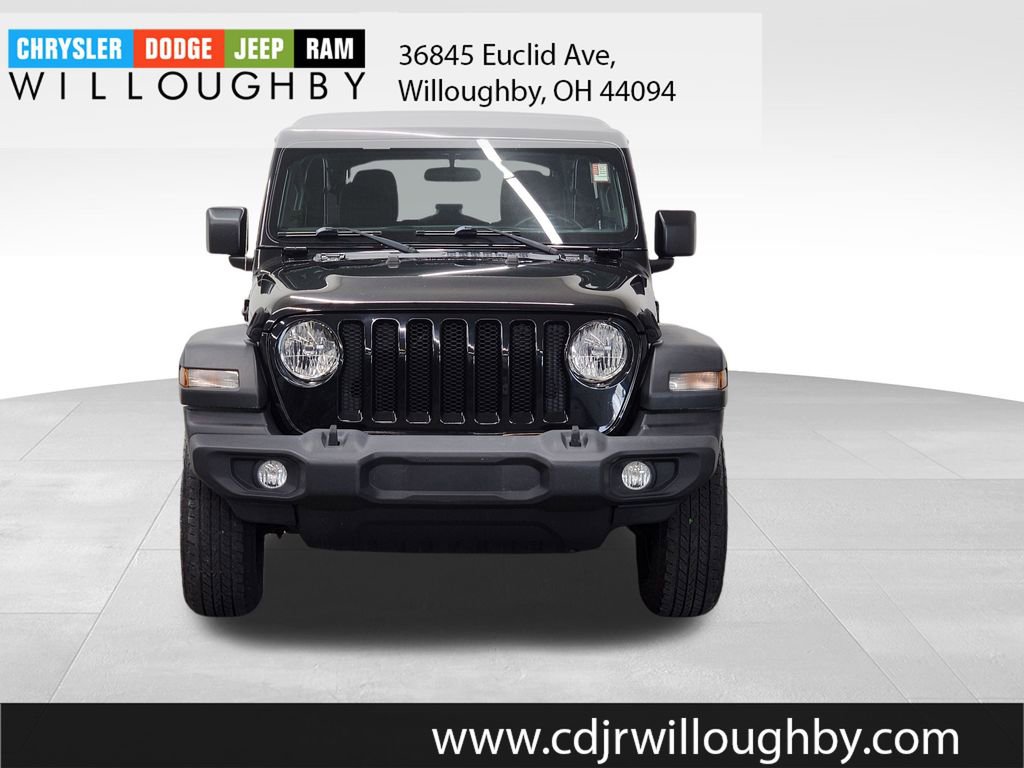 Used 2018 Jeep Wrangler Unlimited Sport image 2