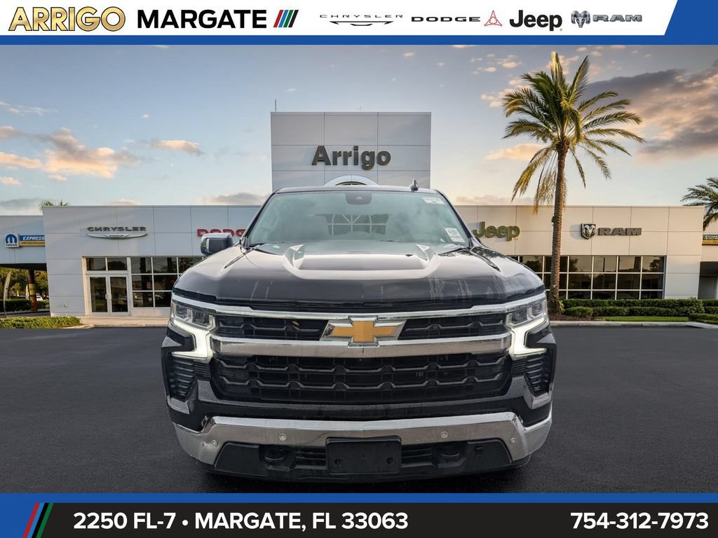Used 2024 Chevrolet Silverado 1500 LT w/ Safety Package AWD/4WD image 2