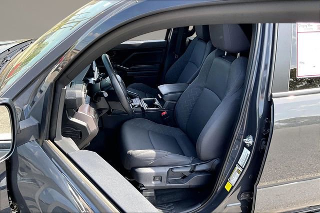 Used 2025 Toyota Tacoma SR5 image 18