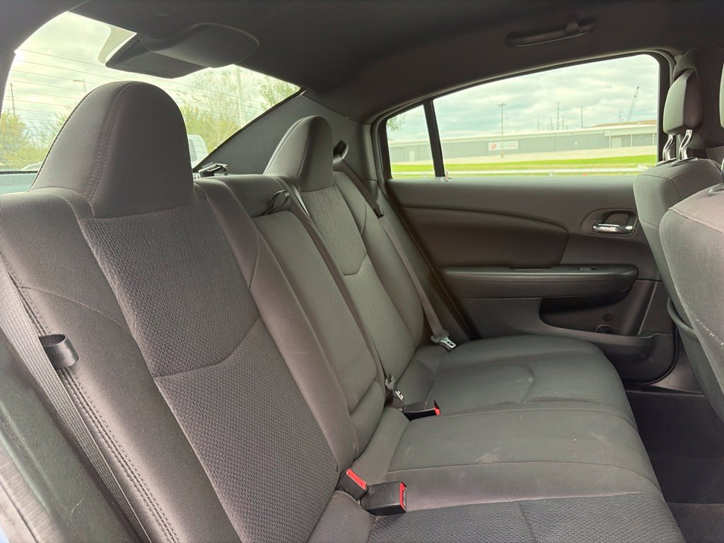 Used 2014 Chrysler 200 Touring FWD image 28