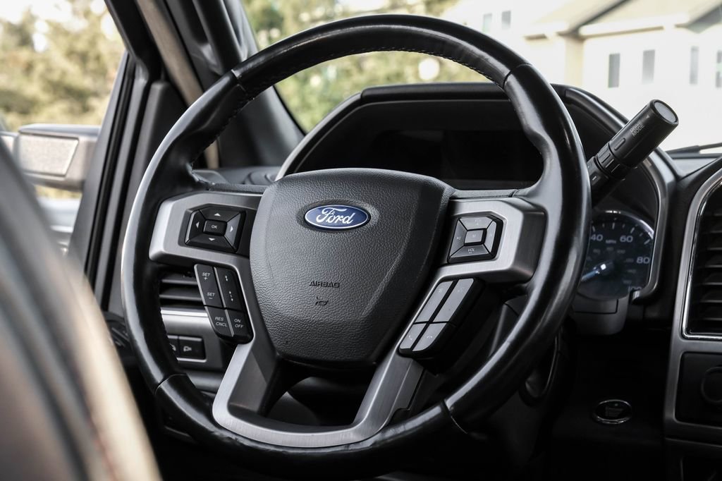 Used 2022 Ford F350 Platinum w/ FX4 Off-Road Package image 15