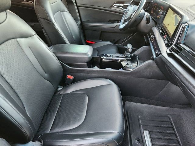 Used 2023 Kia Sportage EX image 19