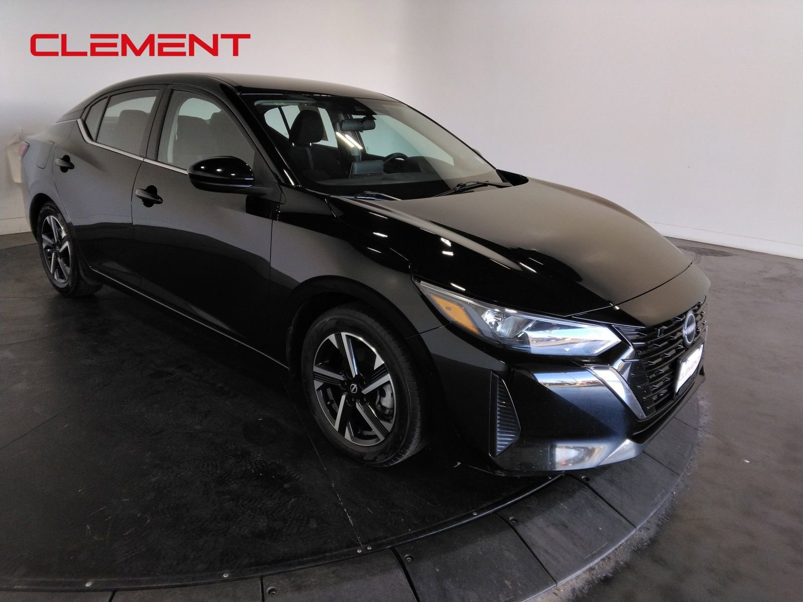 Used 2024 Nissan Sentra SV FWD image 4