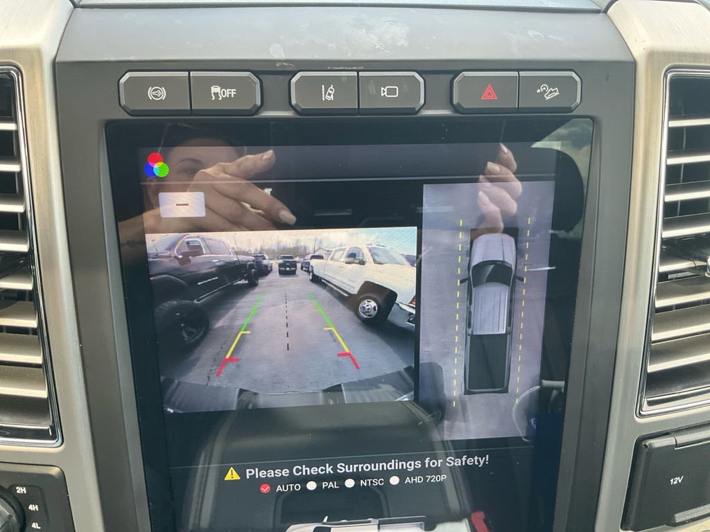 Used 2021 Ford F250 Platinum w/ FX4 Off-Road Package image 25