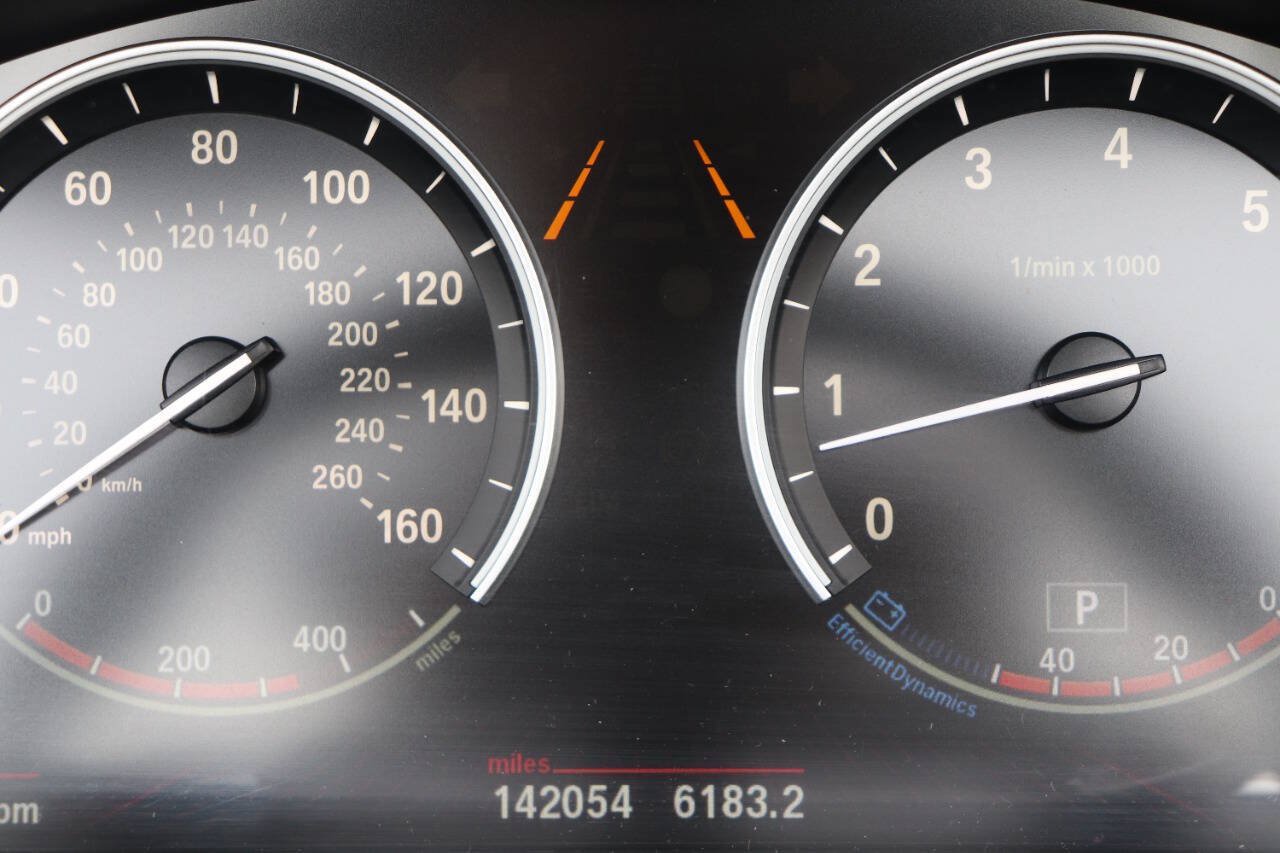 Used 2012 BMW 640i Convertible RWD image 31