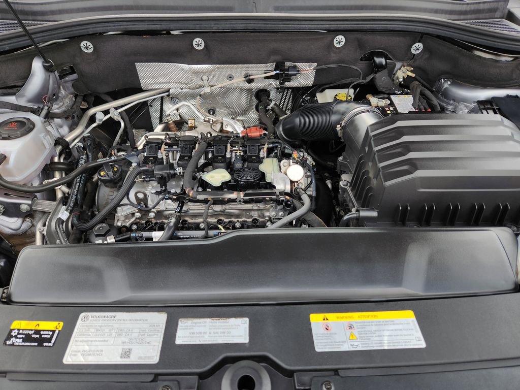 Used 2024 Volkswagen Atlas SEL Premium R-Line AWD/4WD image 36