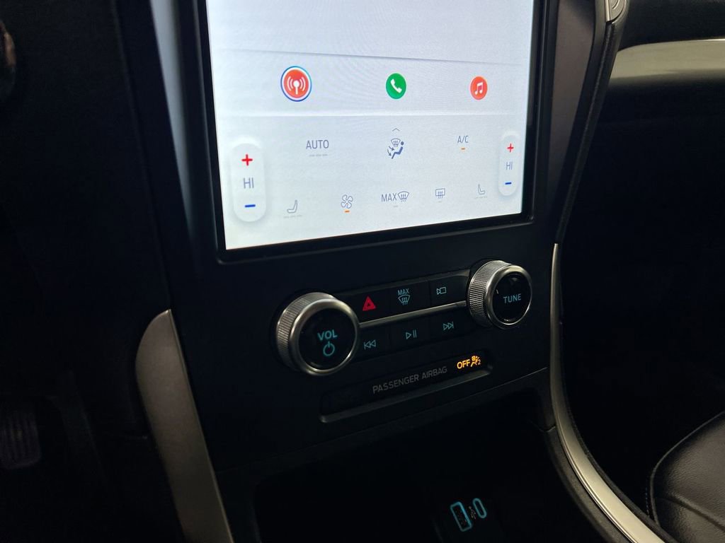 Used 2023 Ford Edge SEL image 16