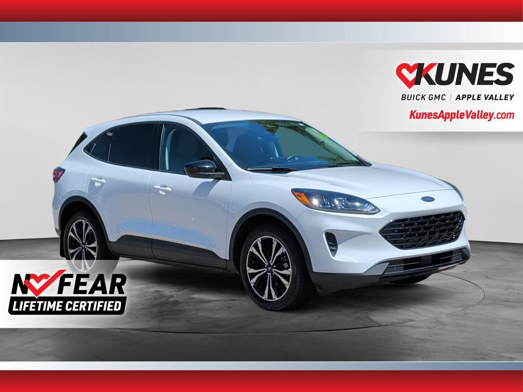 Used 2022 Ford Escape SE w/ SE Sport Appearance Package AWD/4WD image 1