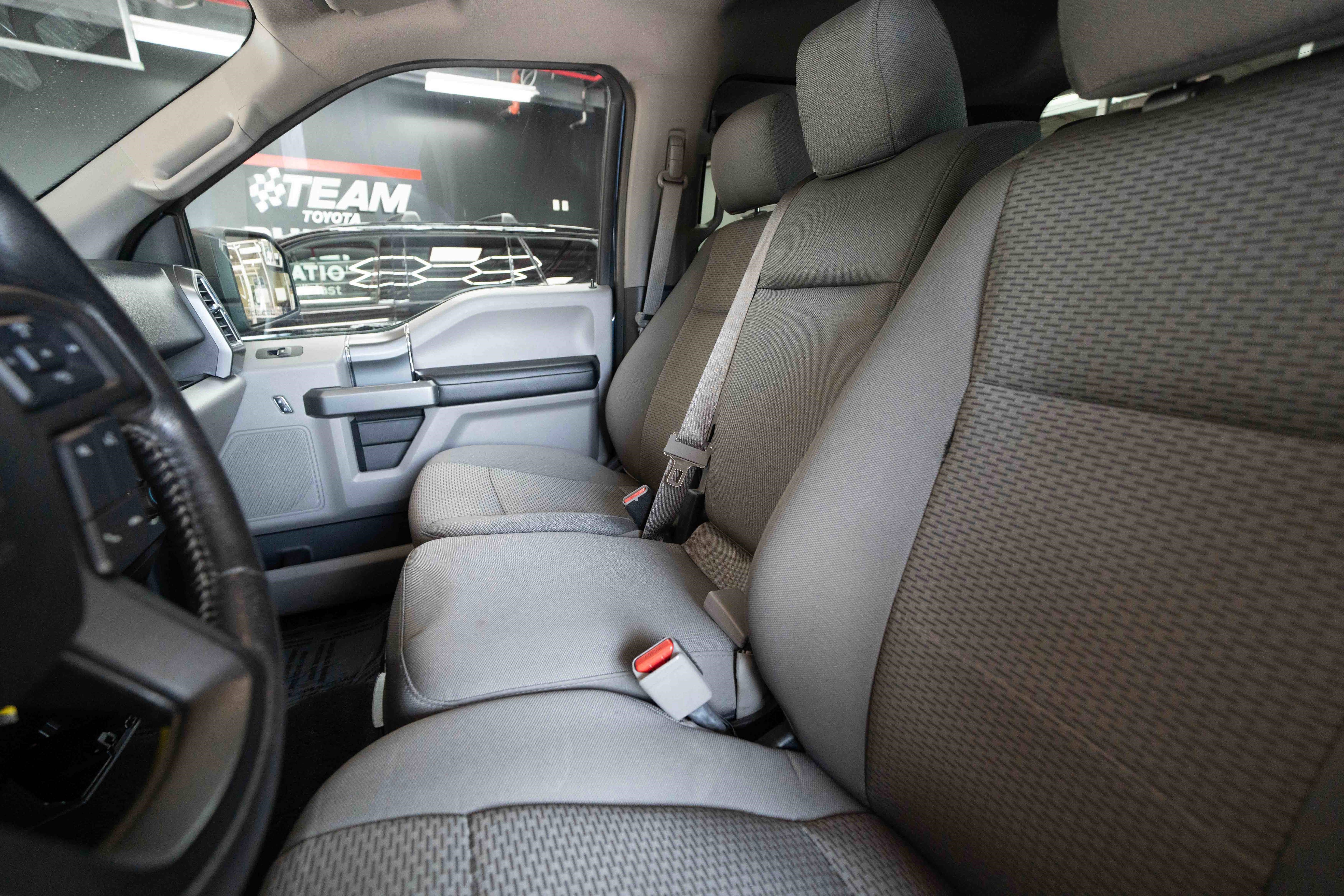 Used 2016 Ford F150 XLT w/ Equipment Group 301A Mid AWD/4WD image 10