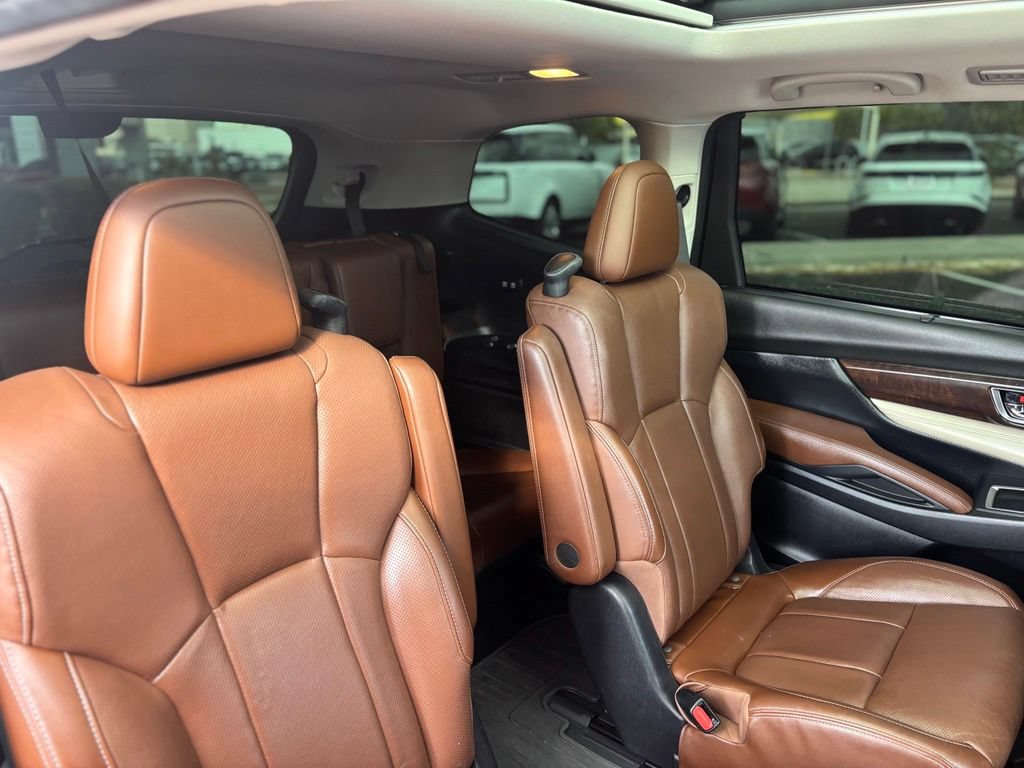 Used 2019 Subaru Ascent Touring w/ Popular Package #3 AWD/4WD image 14