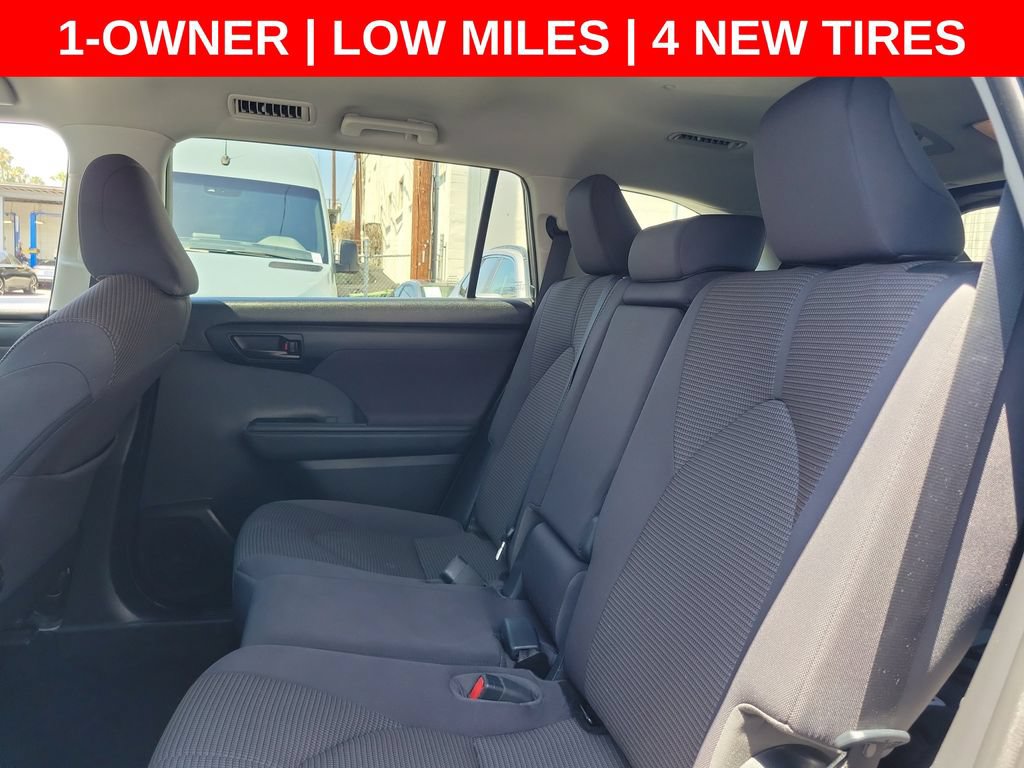 Used 2021 Toyota Highlander L FWD image 14