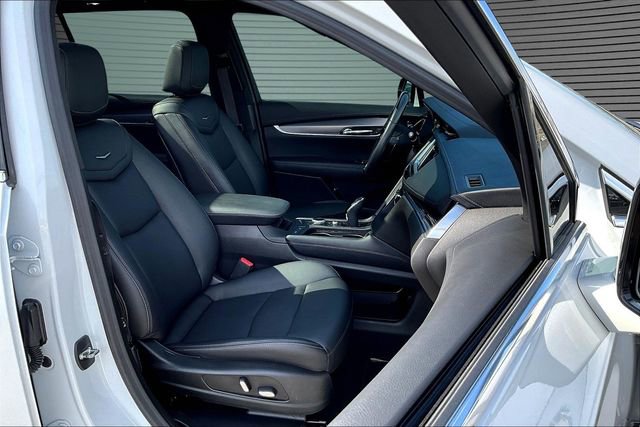 Certified 2023 Cadillac XT6 Luxury image 29