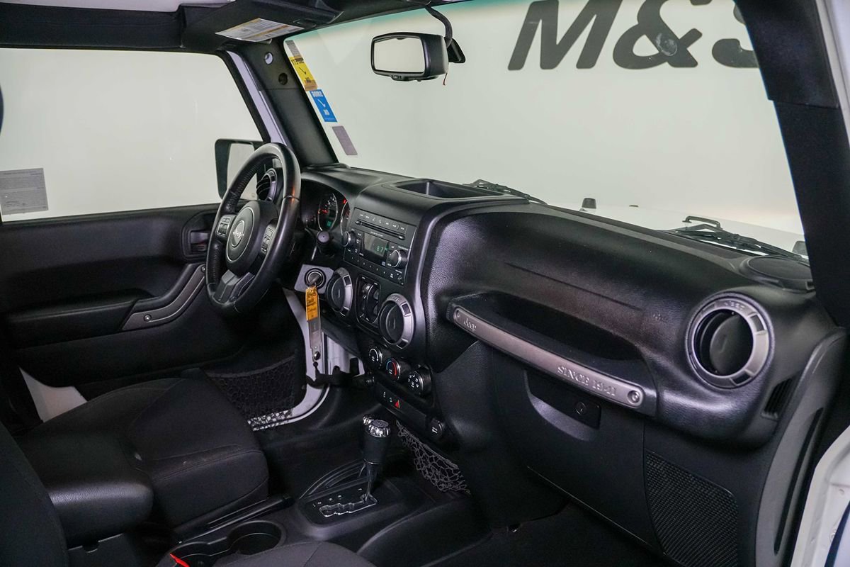 Used 2016 Jeep Wrangler Unlimited Sport w/ Quick Order Package 24S AWD/4WD image 25
