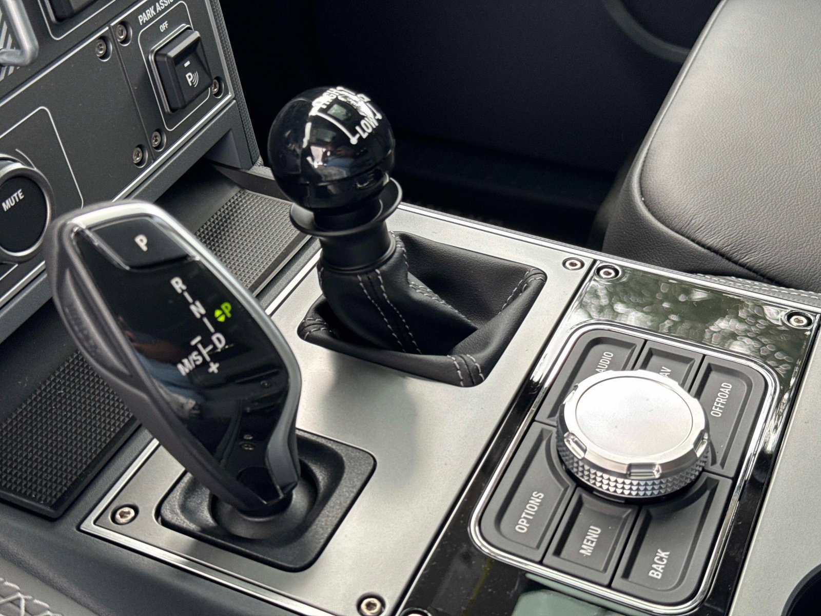 New 2025 INEOS Grenadier Fieldmaster Edition image 25