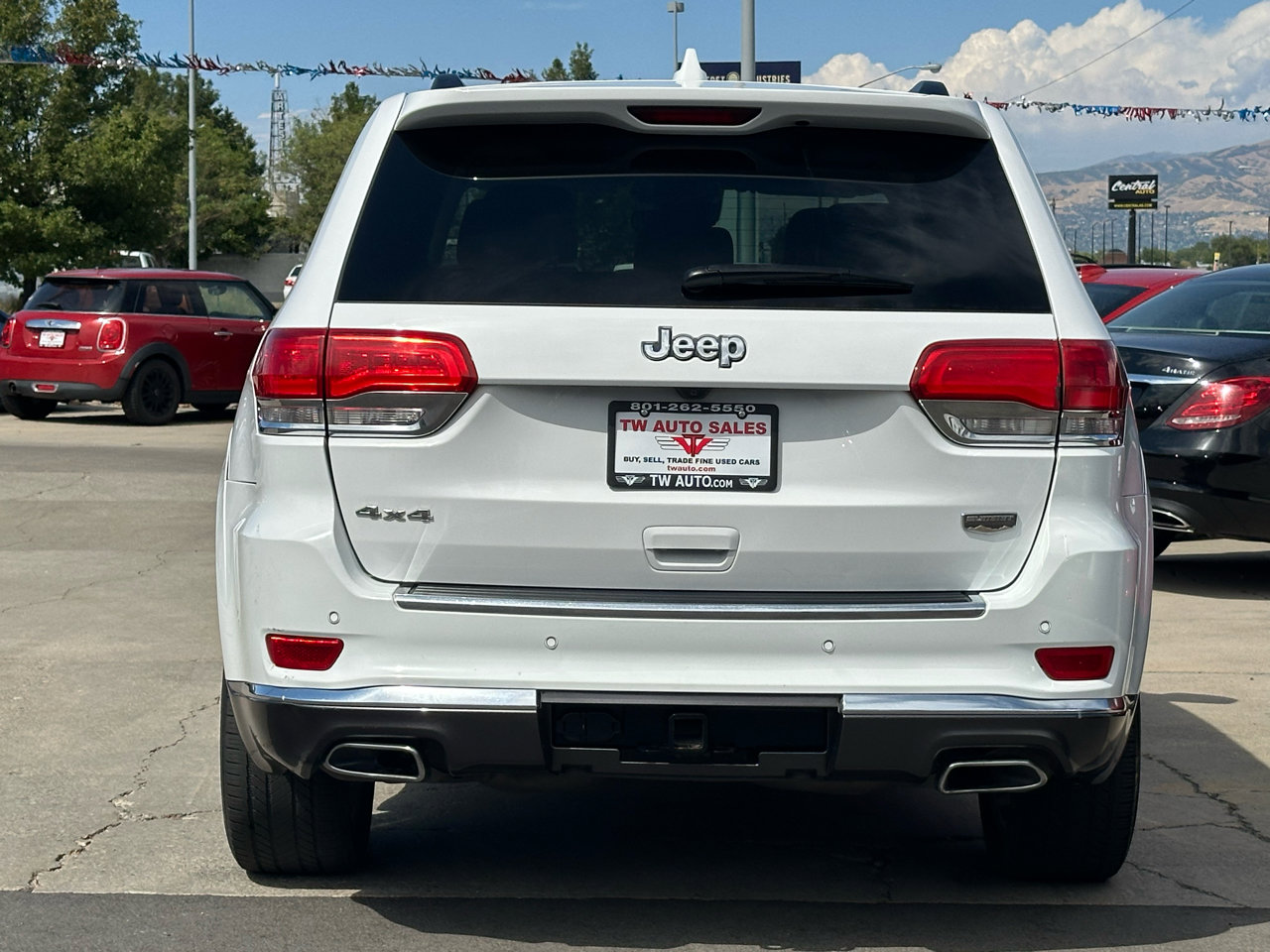 Used 2018 Jeep Grand Cherokee Summit image 6