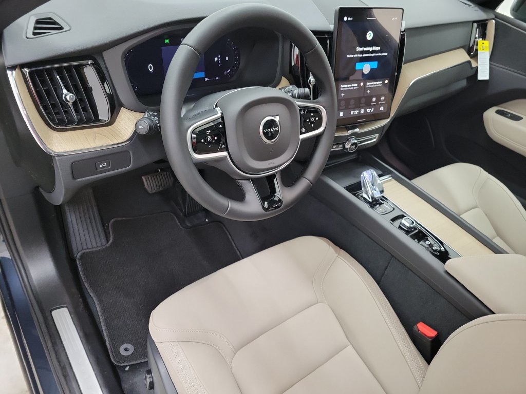 New 2026 Volvo XC60 B5 Plus w/ Protection Package Premier AWD/4WD image 20