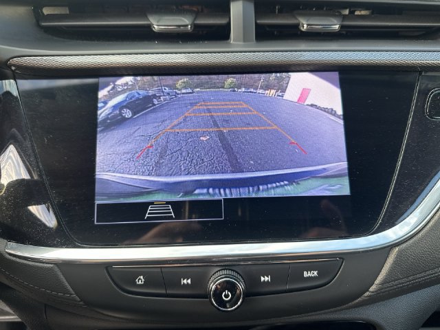 Used 2023 Buick Encore GX Select AWD/4WD image 32