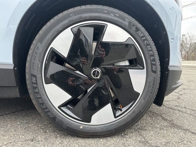 New 2026 Volvo EX30 Ultra w/ Protection Package Premier image 9