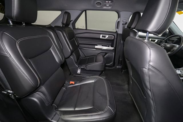 Used 2023 Ford Explorer XLT w/ Equipment Group 202A image 19