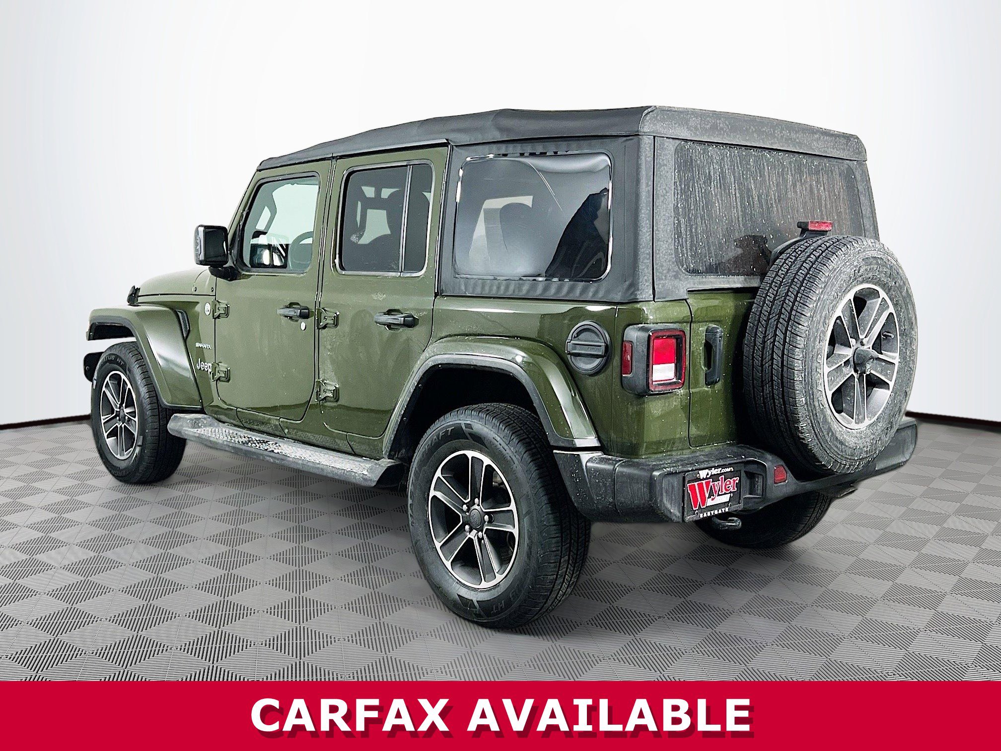 Used 2023 Jeep Wrangler Sahara w/ Cold Weather Group AWD/4WD image 28