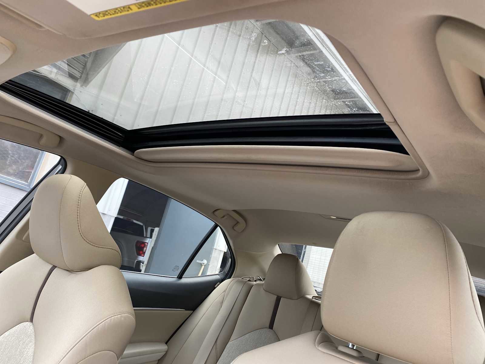 Used 2018 Toyota Camry LE w/ Moonroof Package image 23