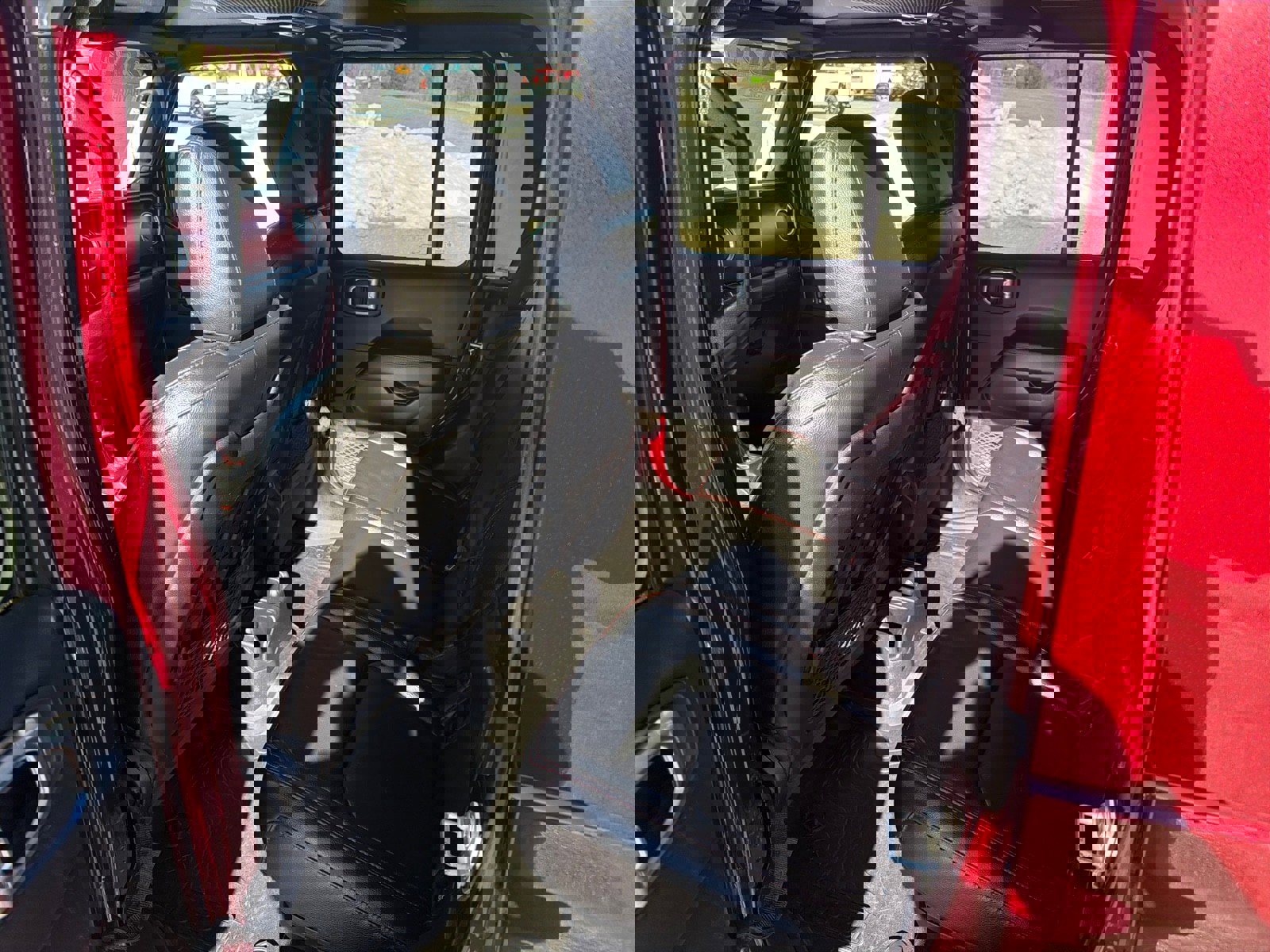 Used 2021 Jeep Gladiator Rubicon image 12