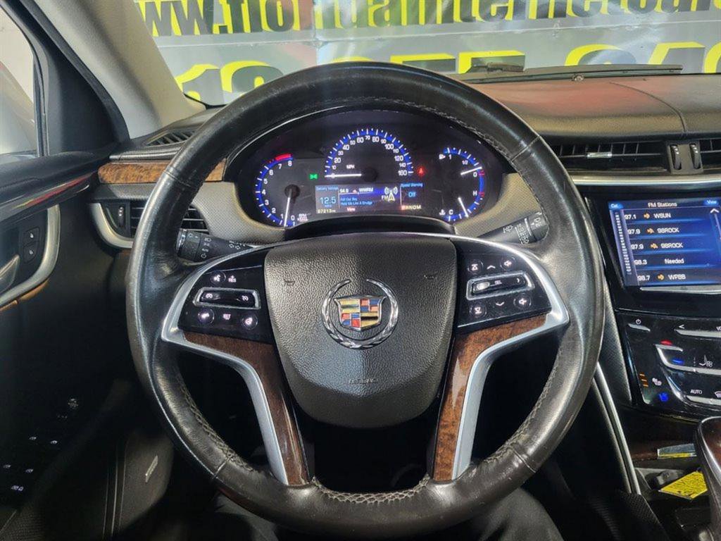 Used 2014 Cadillac XTS Luxury image 11