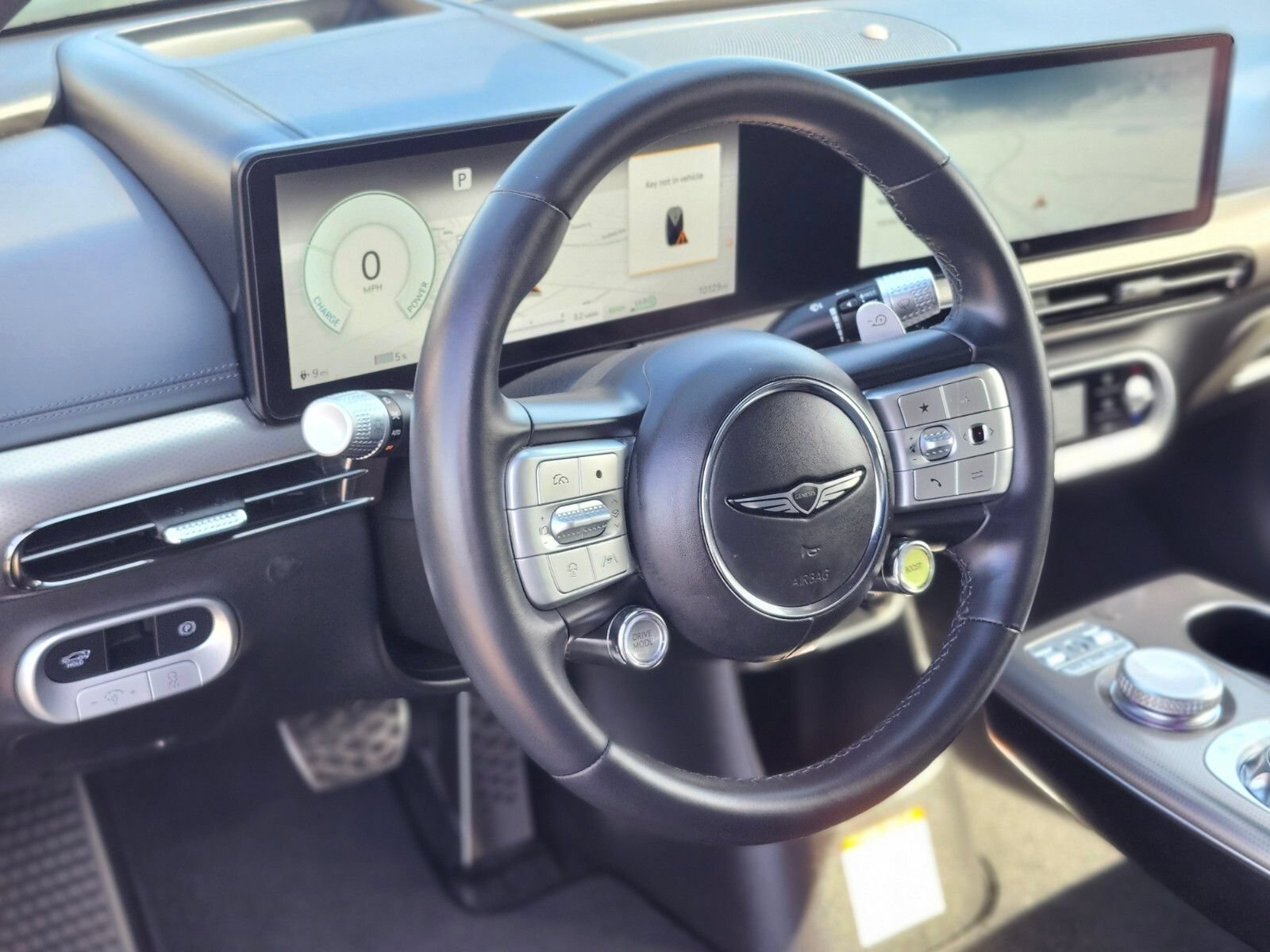 Used 2023 Genesis GV60 Performance AWD/4WD image 15