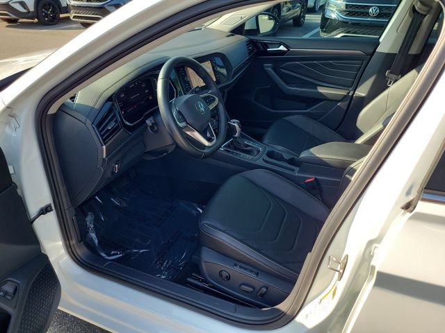 Used 2023 Volkswagen Jetta SEL FWD image 16