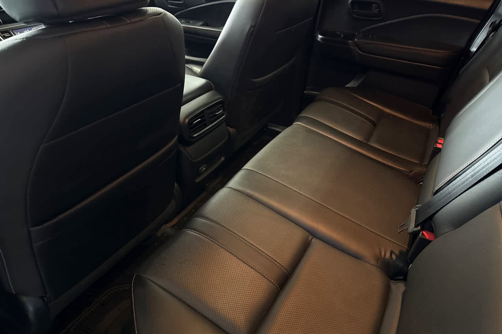 Used 2025 Honda Ridgeline TrailSport image 12