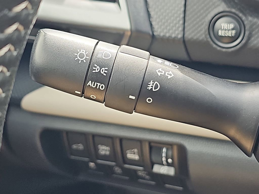 Used 2024 Subaru Forester Limited image 30