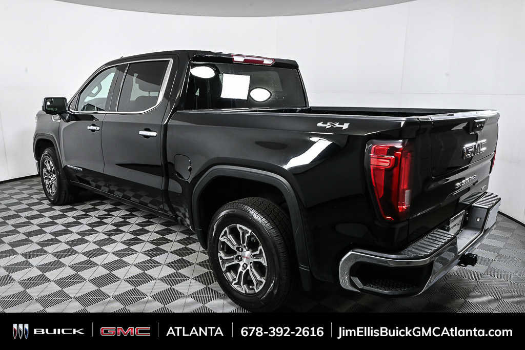 Used 2024 GMC Sierra 1500 SLT image 3
