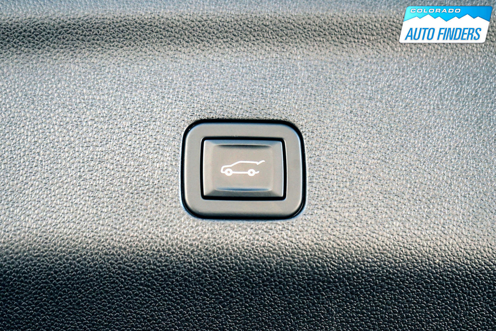 Used 2021 Chevrolet Tahoe Z71 w/ Z71 Signature Package image 39