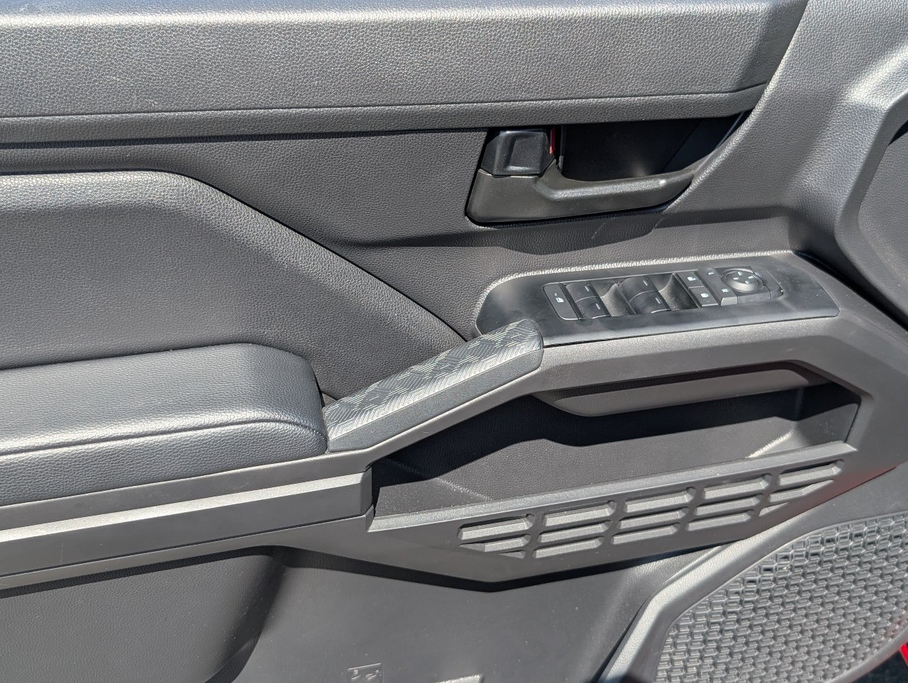 Used 2026 Toyota Tacoma SR RWD image 15
