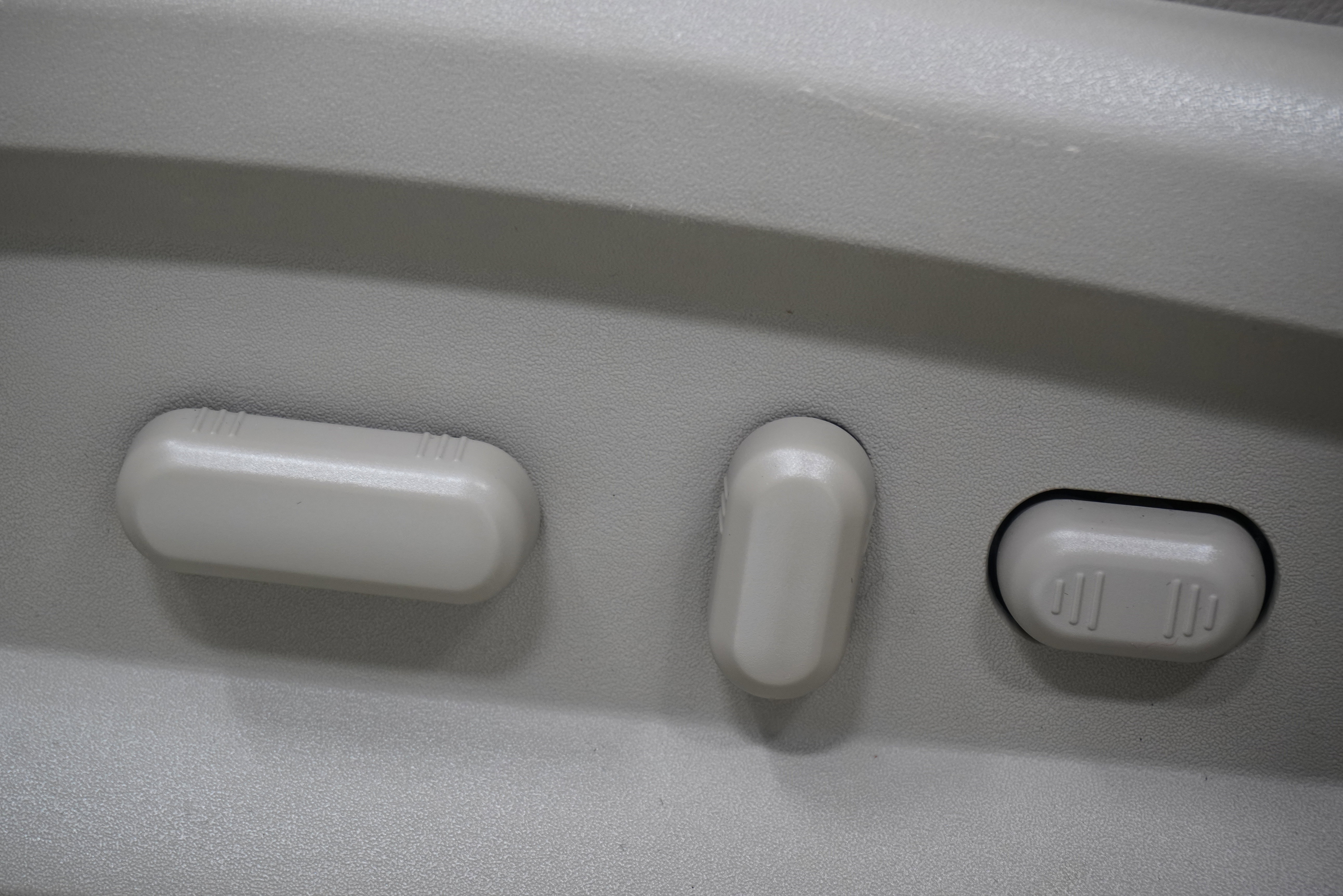 Used 2013 Lincoln MKX FWD image 15