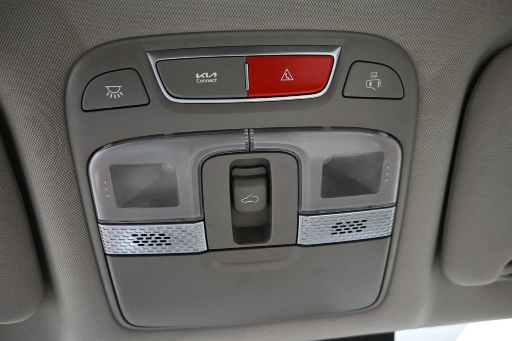 Used 2023 Kia Telluride S w/ S Sunroof Package FWD image 19