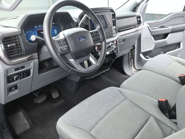 Used 2025 Ford F150 XLT w/ Equipment Group 301A Standard image 13
