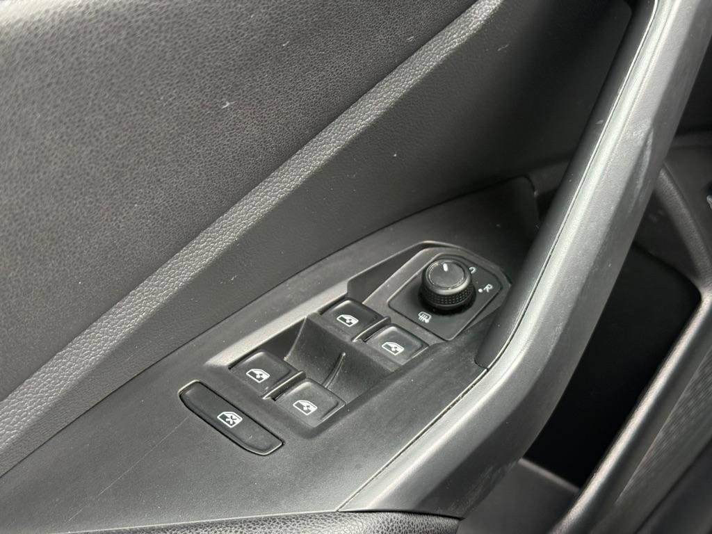 Used 2019 Volkswagen Jetta S w/ Driver Assistance Package image 22