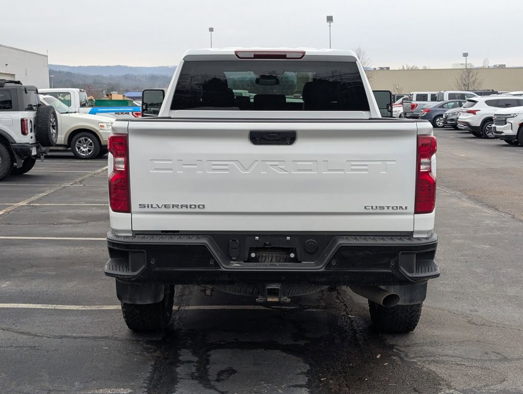 Used 2025 Chevrolet Silverado 2500 Custom w/ Custom Value Package image 6