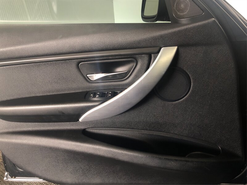 Used 2015 BMW 328i Sedan RWD image 17