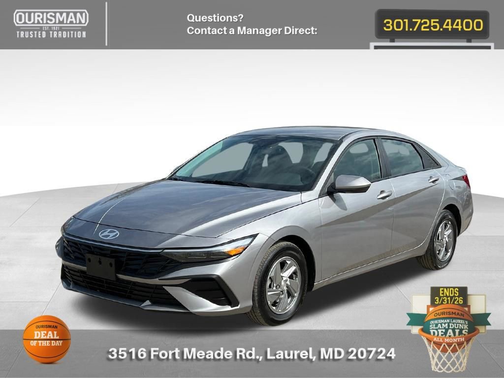 Used 2025 Hyundai Elantra SE image 2