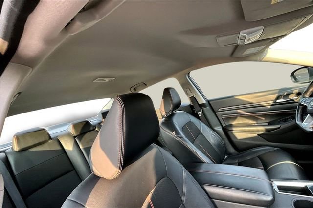 Used 2022 Nissan Altima 2.5 SR image 19