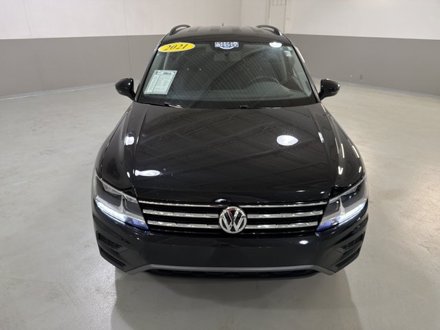 Used 2021 Volkswagen Tiguan S FWD image 3