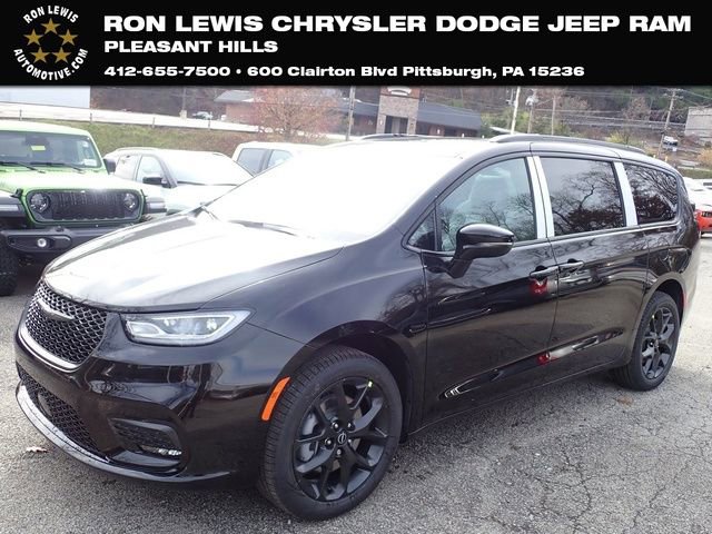 New 2026 Chrysler Pacifica Select w/ S Appearance Package