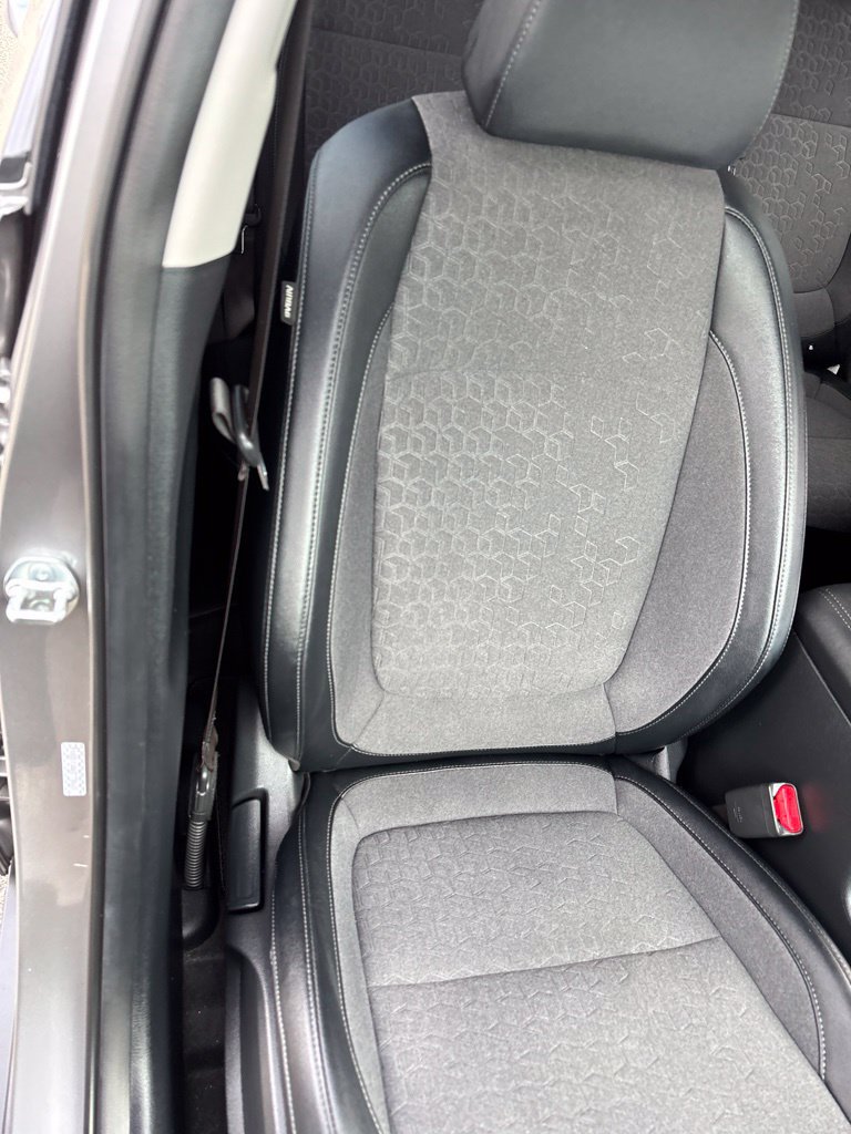 Used 2025 Kia Seltos S AWD/4WD image 30