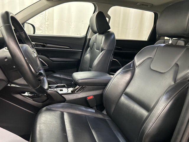 Used 2025 Kia Telluride S AWD/4WD image 10