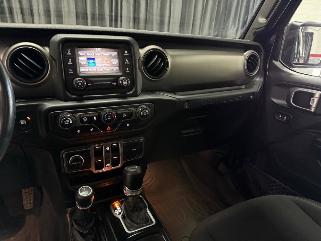 Used 2018 Jeep Wrangler Unlimited Sport S image 13