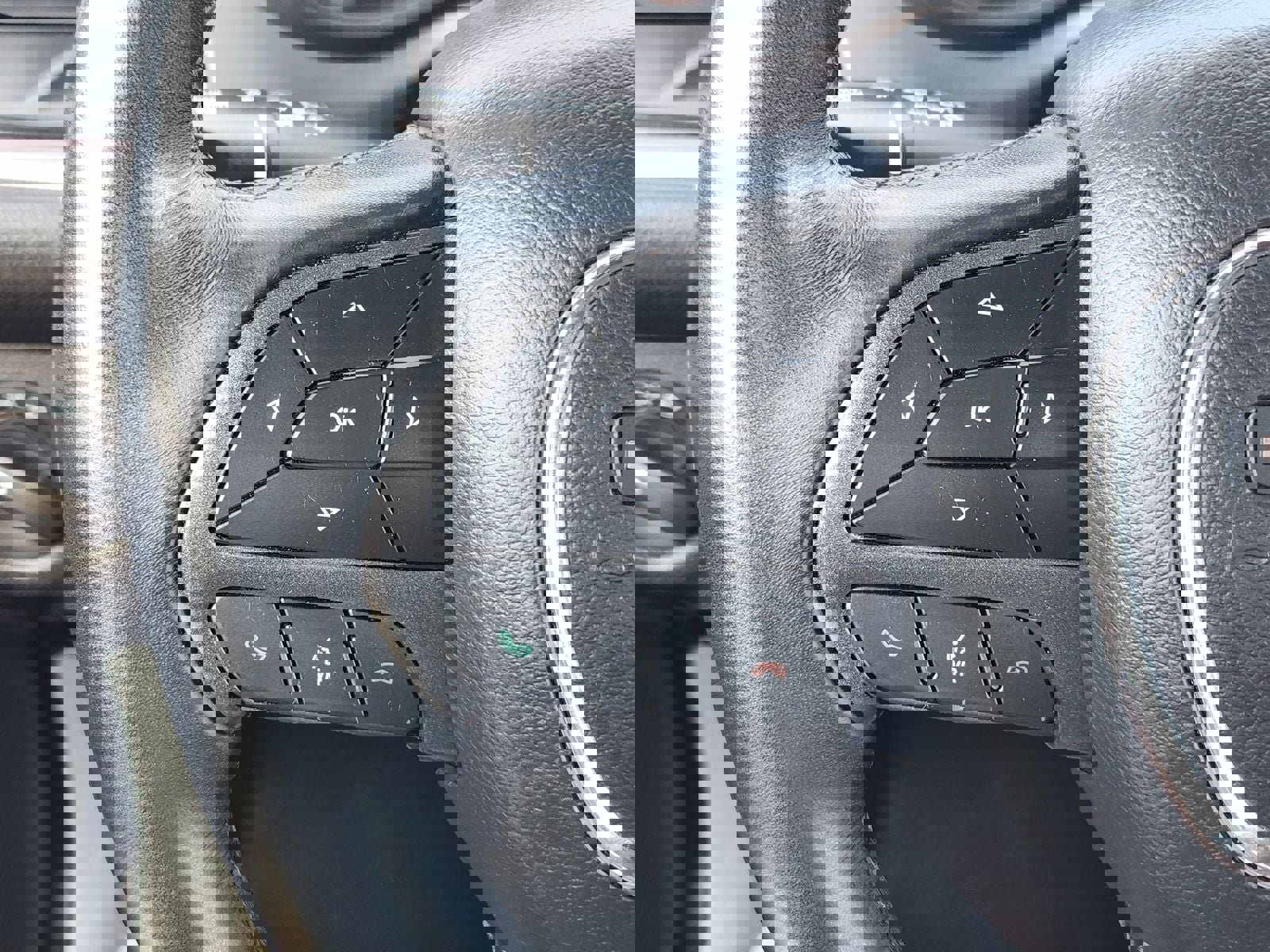 Used 2019 Dodge Challenger SXT image 34