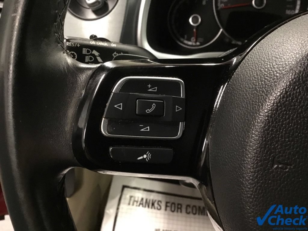 Used 2014 Volkswagen Beetle R-Line FWD image 44